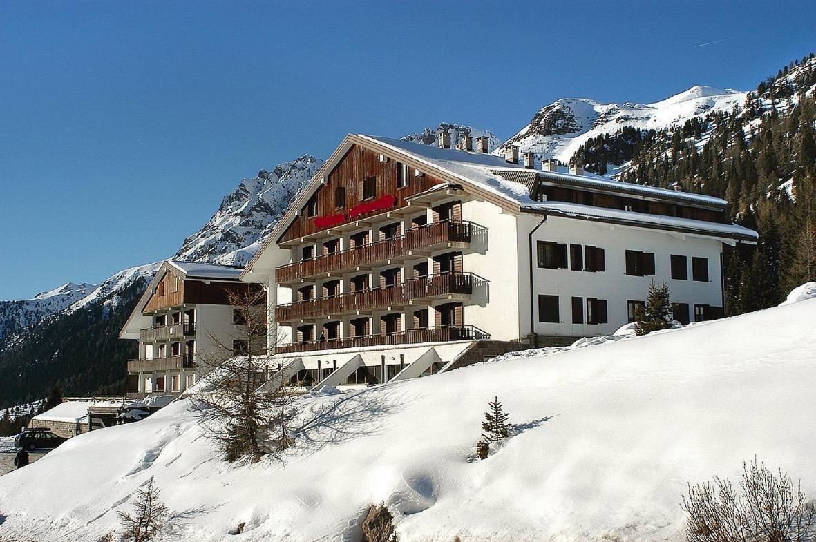 Appartamento Ab San Pellegrino-passet Exteriör bild