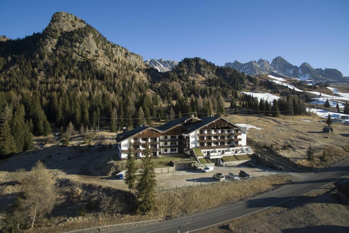 Appartamento Ab San Pellegrino-passet Exteriör bild